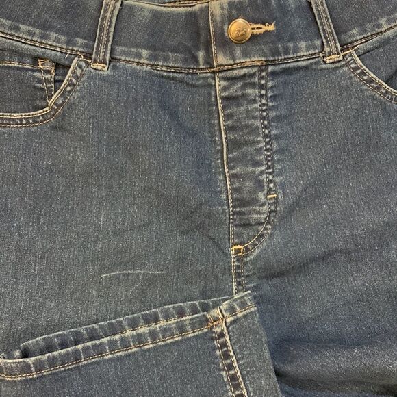 Riders by Lee size 16 midrise Capri - Picture 3 of 8